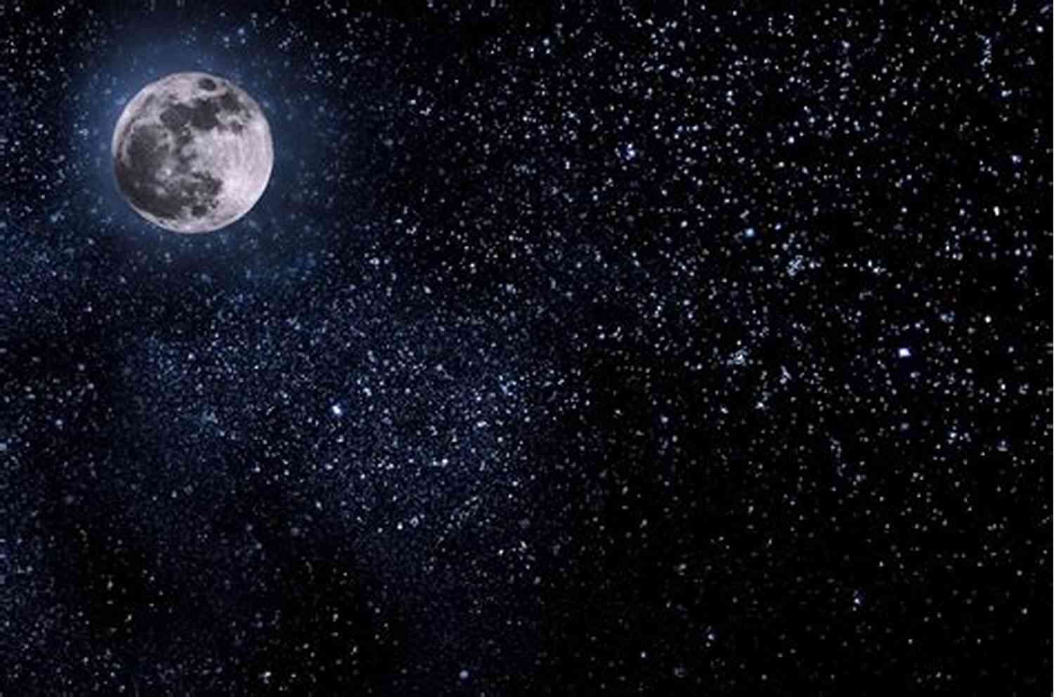 A Beautiful Night Sky Filled With Stars And A Glowing Moon St Patrick Day : Haiku Antonio Mira De Amescua