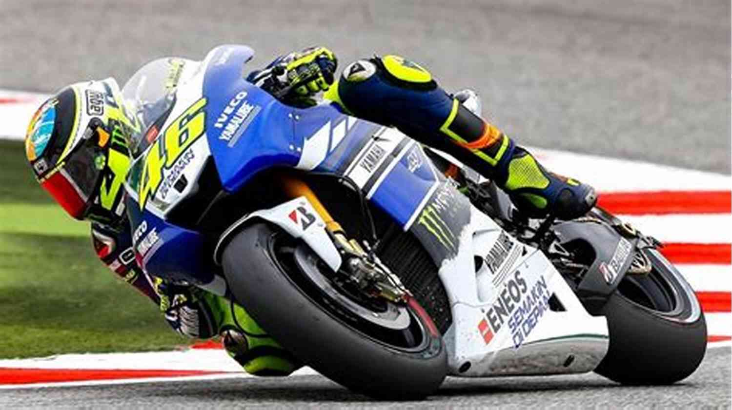 Motogp Legend Valentino Rossi On His Iconic Yamaha Motorcycle When I M Me F T Rossi